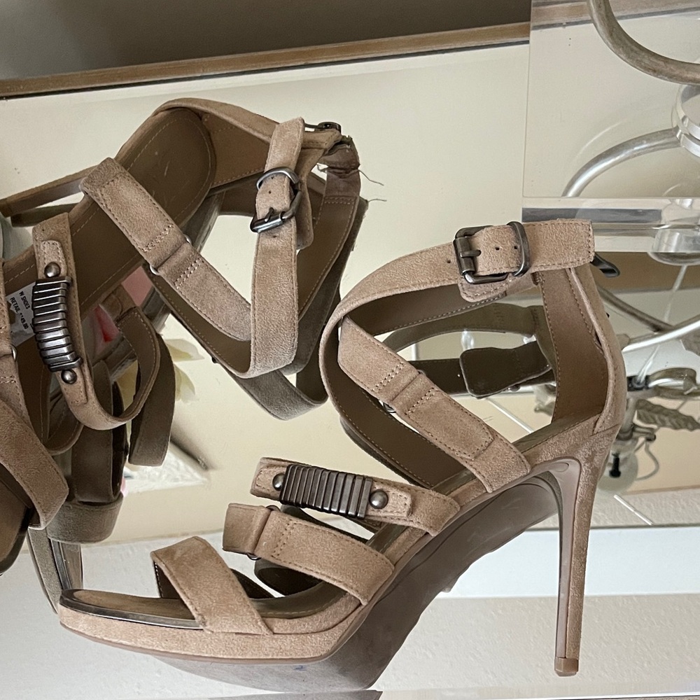 DKNY Women's Essential Baby Slide Sandal Elegant Tan Strappy Heels - Picture 3 of 14